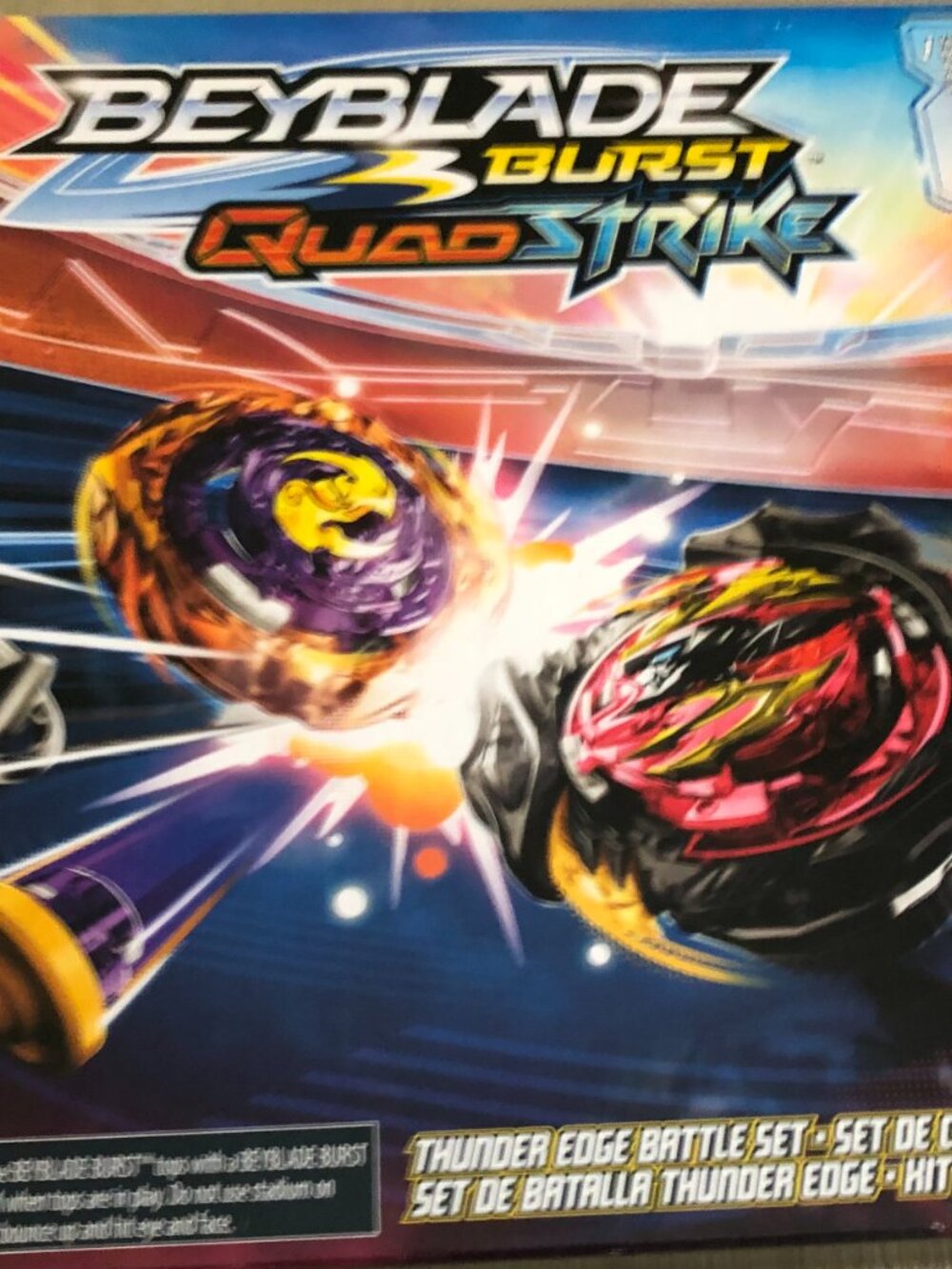 Hasbro Beyblade Burst Quad Strike Thunder Edge 4 in 1 New - Picture 2 of 5